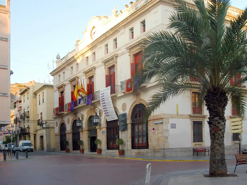 Ayuntamiento de Sagunto Ayuntamiento de Sagunto, donde GNB Ingeniería tramita licencias de actividad en Sagunto.